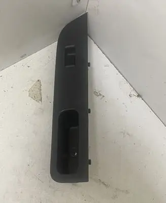 Suzuki Swift I Electric window control switch 83763