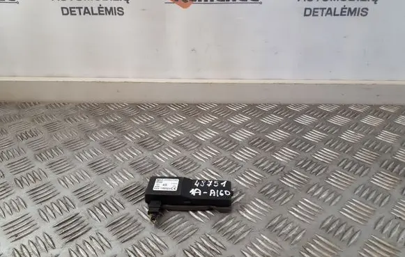 Opel Insignia A Door central lock control unit/module 13503204