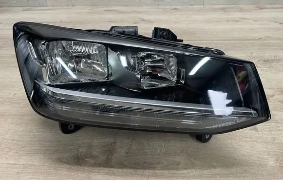 Audi Q2 - Headlight/headlamp 81A941004