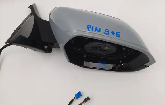 BMW 7 G70 Front door electric wing mirror