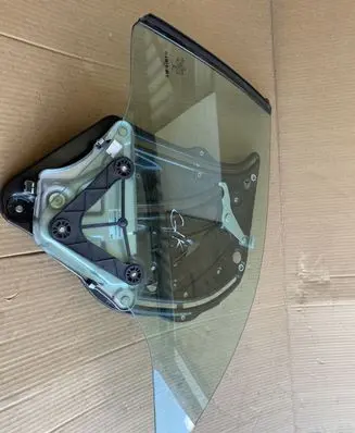 Mercedes-Benz E C207 W207 Rear door window glass DOT24M62AS2 A2076701503