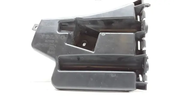 Volvo V60 Front bumper mounting bracket 30796626