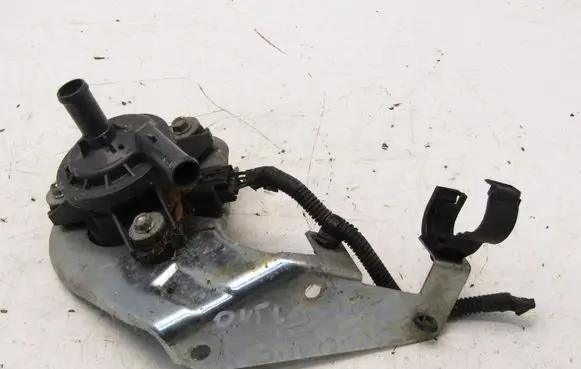 Mitsubishi Outlander Electric auxiliary coolant/water pump 21141010420