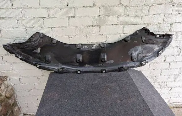 Chrysler Pacifica Front bumper skid plate/under tray 68227444AE 68273160AD