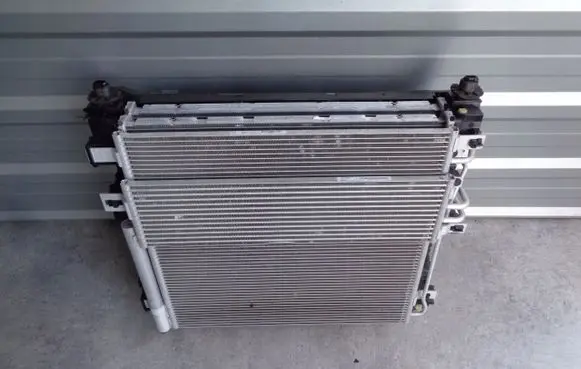 Jeep Grand Cherokee (WJ) A/C cooling radiator (condenser) 