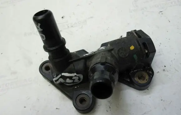 BMW 3 F30 F35 F31 Thermostat/thermostat housing 7606093