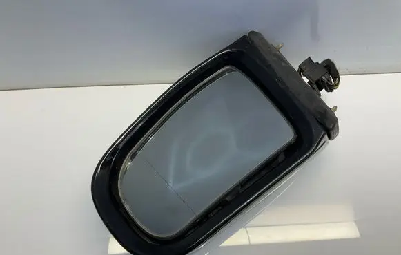 Mercedes-Benz E W210 Front door electric wing mirror 