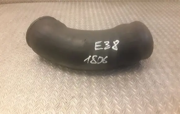 BMW 7 E38 Intercooler hose/pipe 2247903