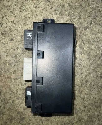 BMW 5 E39 Door control unit/module 61358377601 459700 097182AA