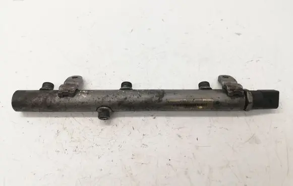 Fuel main line pipe