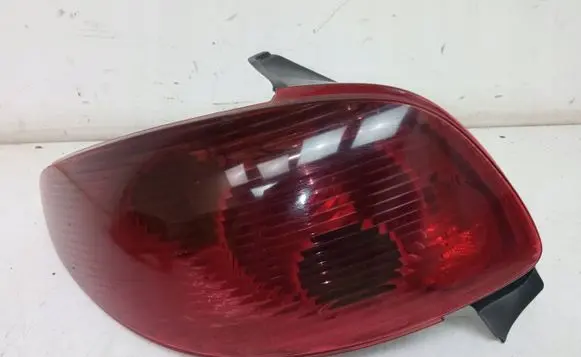 Peugeot 206 Rear/tail lights 2563