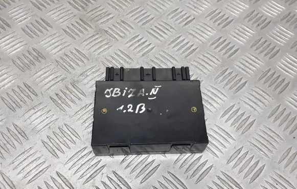 Seat Ibiza III (6L) Central body control module 6Q0959433E