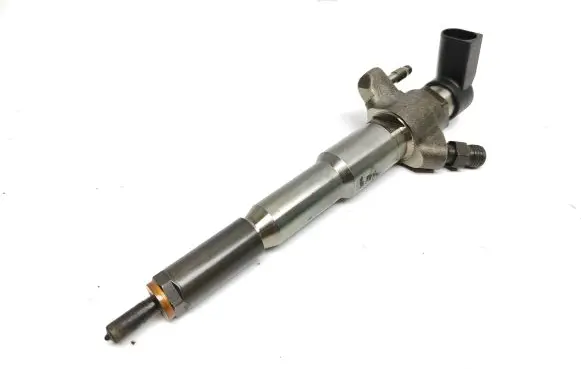 Nissan Navara D23 Fuel injector 166000372R 8GJHDFDA0 HMLGT5164R