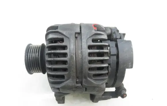 Volkswagen Golf IV Generator/alternator 028903028D