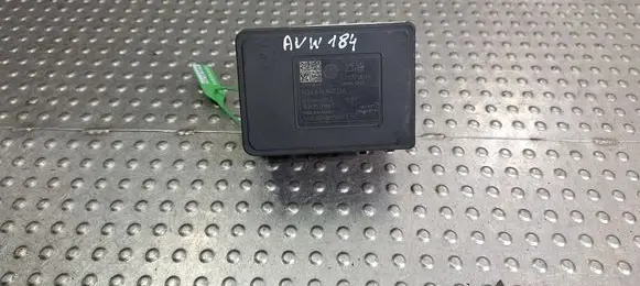Volkswagen PASSAT B8 ABS Pump S26383032 5Q0614517DA