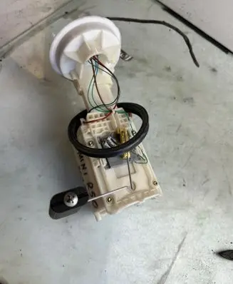 Mini One - Cooper R50 - 53 In-tank fuel pump 235