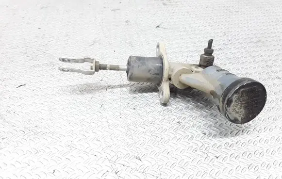 Nissan Terrano Clutch master cylinder