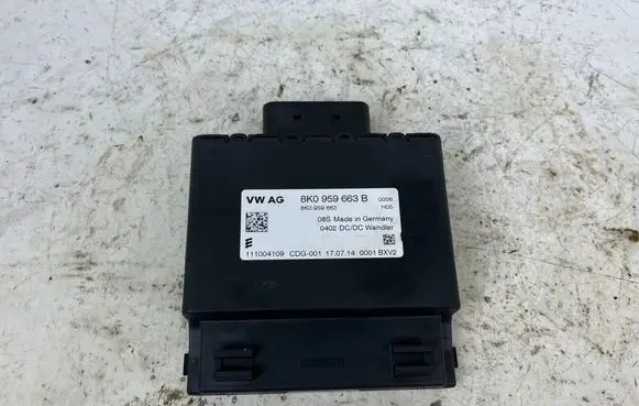 Audi Q5 SQ5 Voltage converter/converter module 8K0959663B 8K0959663