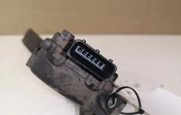 Nissan Primera Accelerator throttle pedal 18002AU410 6PV00862001