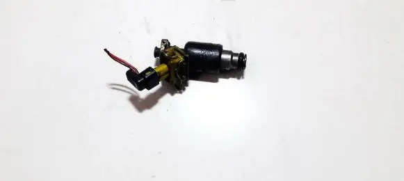 Opel Tigra A Fuel injector