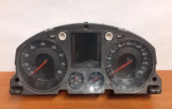Volkswagen PASSAT B6 Speedometer (instrument cluster) V0007000 A2C53117394