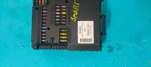 Smart ForTwo I MC01 SAM control unit 0011868V013 5WK45090