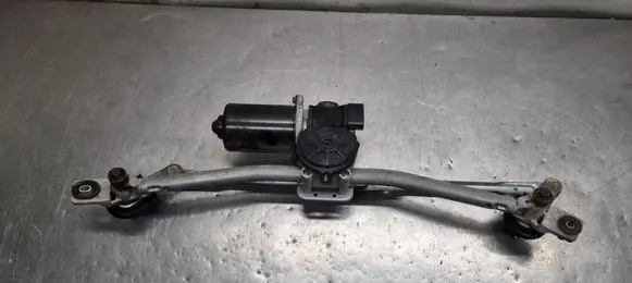 KIA Sportage Front wiper linkage and motor 981103W000
