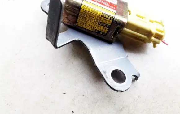 Toyota RAV 4 (XA20) Airbag deployment crash/impact sensor 8986042020 89860-42020
