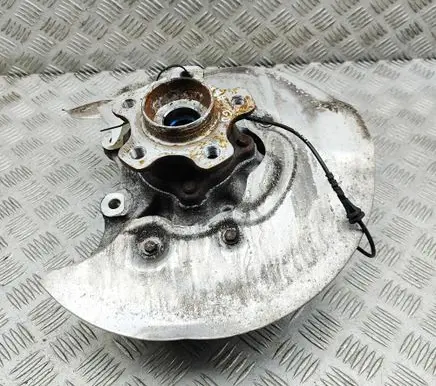 BMW 4 G22 G23 G24 G26 Rear wheel hub 6892522