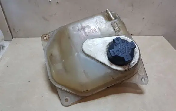 Audi A6 S6 C4 4A Coolant expansion tank/reservoir cap 