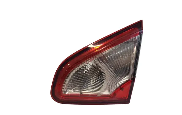 Nissan Qashqai Tailgate rear/tail lights 89503209 B26550BR01A