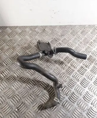 Volvo XC60 Engine coolant pipe/hose 31338297