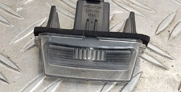 Toyota Yaris Number plate light