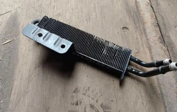 Chrysler Voyager Power steering radiator 