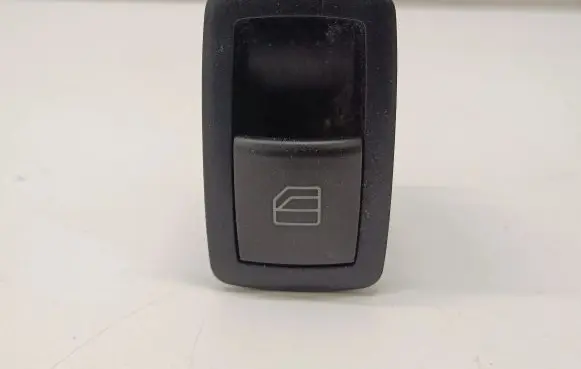 Mercedes-Benz R W251 Electric window control switch A2518200510