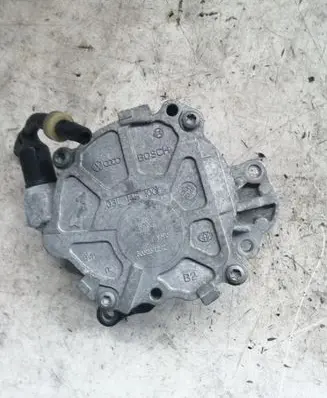Audi A3 S3 A3 Sportback 8P Vacuum pump 03L145100 300110C22