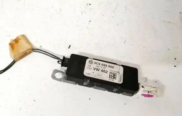 Volkswagen PASSAT B6 Antenna control unit 3c9035552 12012400