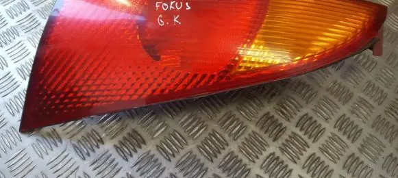 Ford Focus Rear/tail lights xs4113405a xs41-13405-a