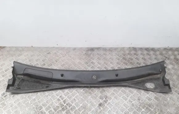 Wiper trim