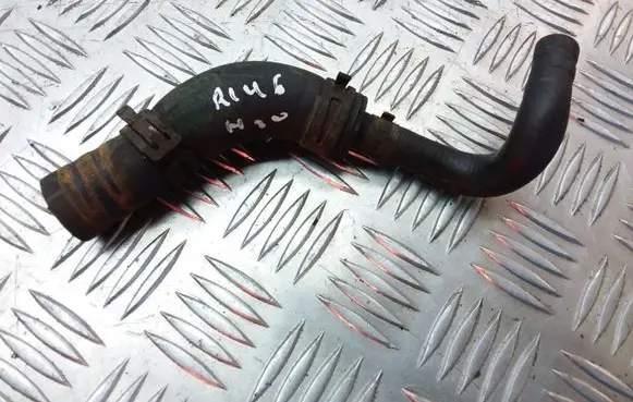 Volkswagen PASSAT B5 Engine coolant pipe/hose 8D0203515