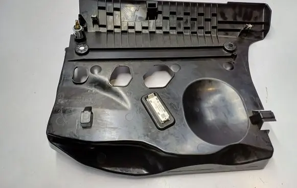 BMW 3 F30 F35 F31 Dashboard lower bottom trim panel 9218555