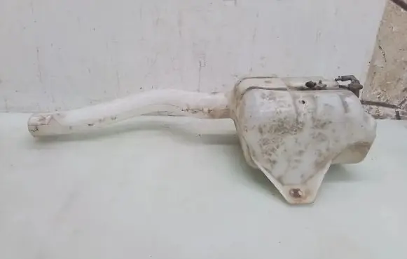 Ford Transit Windshield washer fluid reservoir/tank 