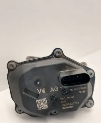 Volkswagen Golf VII EGR valve 04L131501C A2C53420794 131501V7