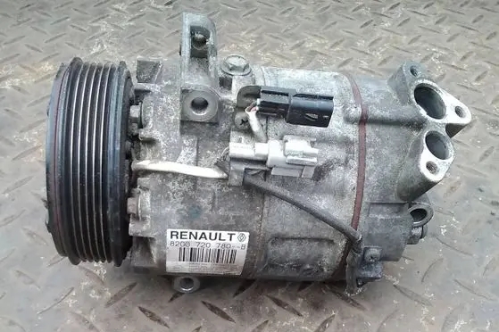 Renault Laguna III Air conditioning (A/C) compressor (pump) 8200720780B