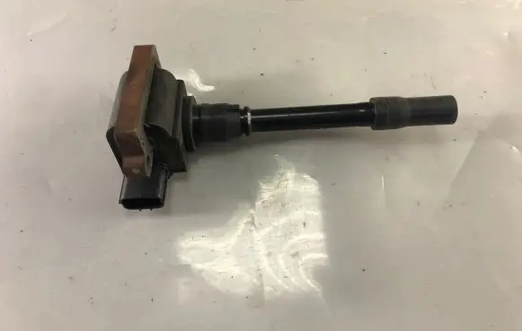 Mitsubishi Pajero Pinin High voltage ignition coil MR393471
