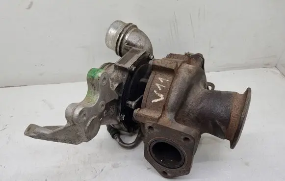 BMW 5 F10 F11 Turbo 8515187 724779