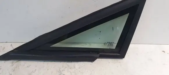 Seat Leon (1P) Front triangle window/glass 1P0845411