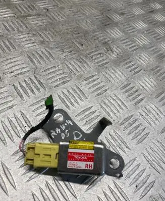 Toyota RAV 4 (XA20) Airbag deployment crash/impact sensor 8986042020