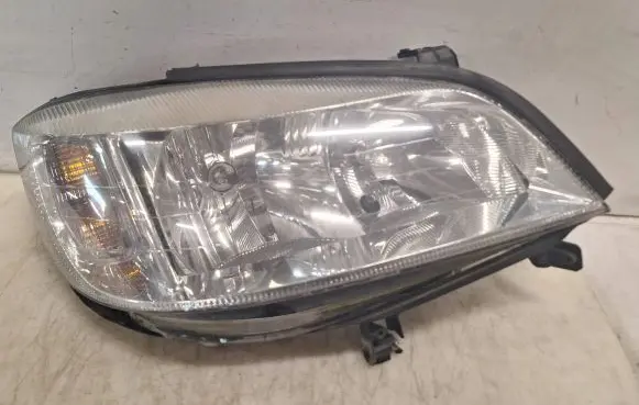 Opel Zafira A Headlight/headlamp 90582022 67716825 PL02A0110