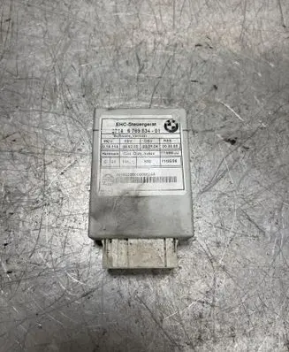 BMW 5 E60 E61 Air suspension control unit module (rear) 6769834